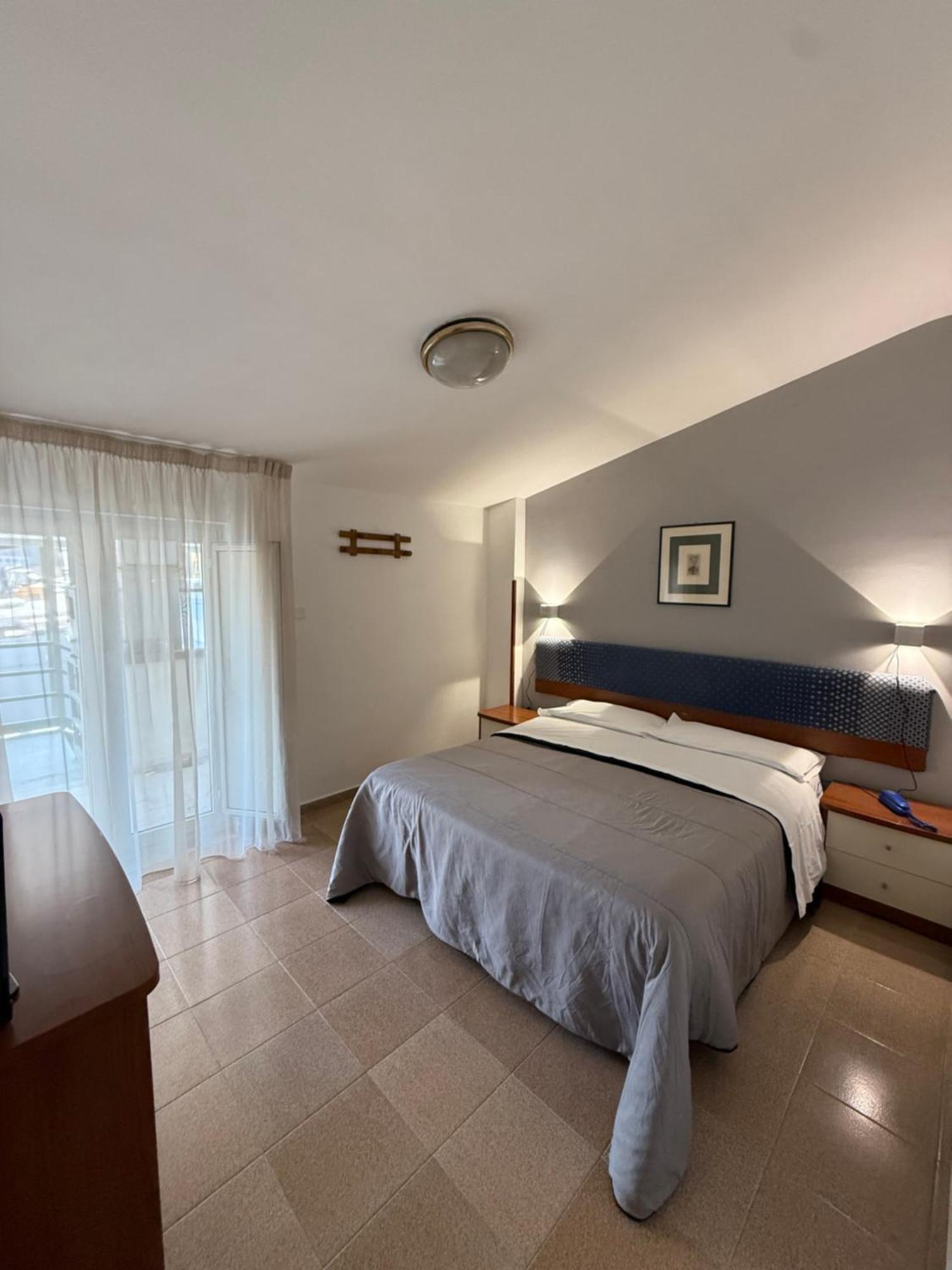 Cristal Hotel Manocalzati Exterior photo